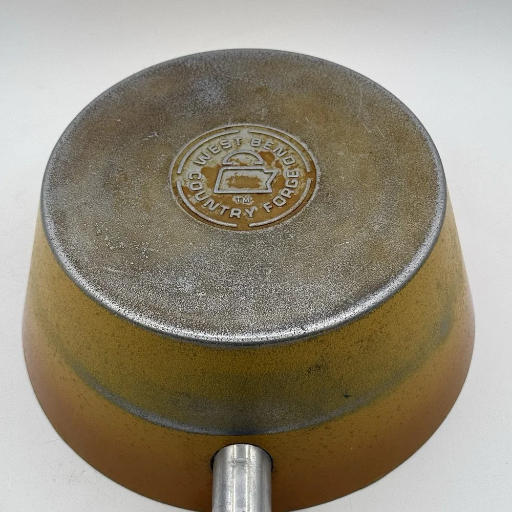 Vintage West Bend Country Forge Aluminum Harvest Orange 3 Qt Sauce Pan With Lid‎